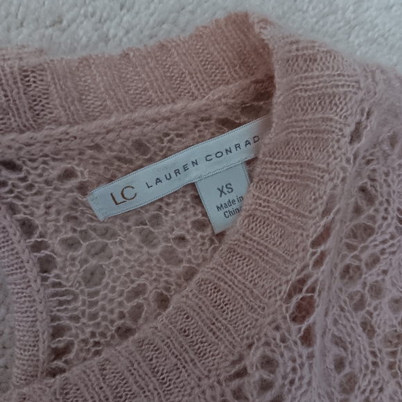 Lauren Conrad~Beige Open Knit Sweater w/ Bow-Back Detail (Soft Neutral) - Picture 4 of 13